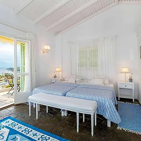 Bay View מלון Paxos